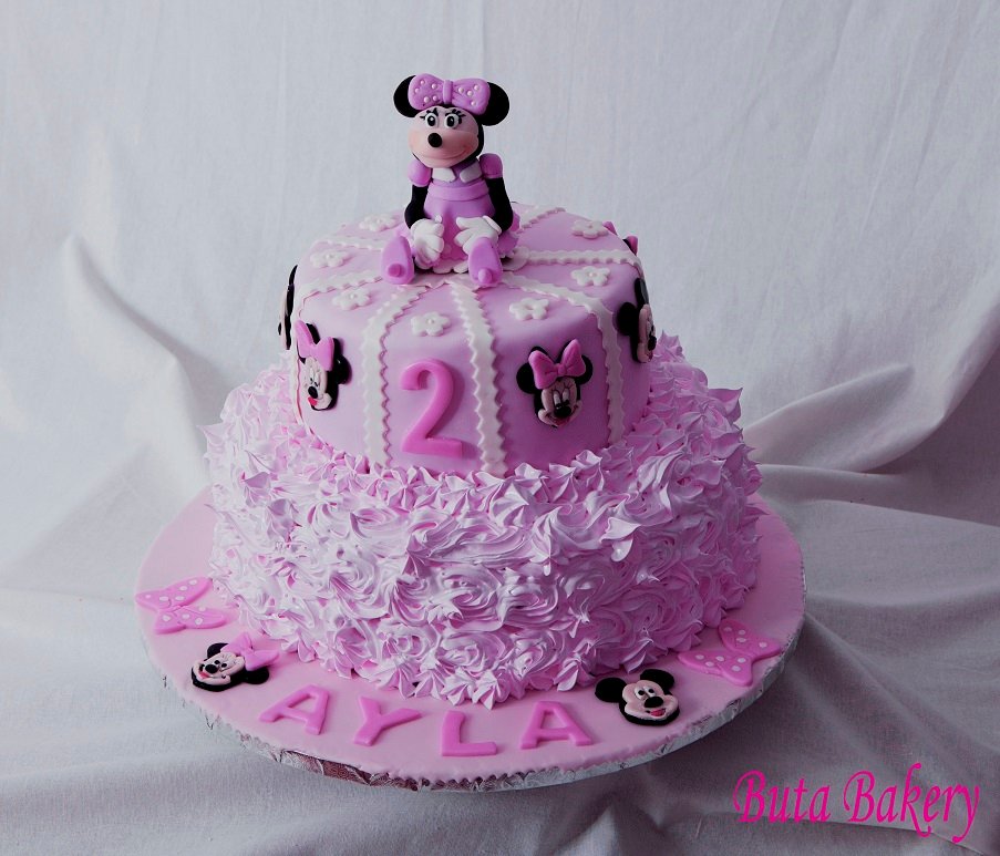 Minnie Mouse Cake